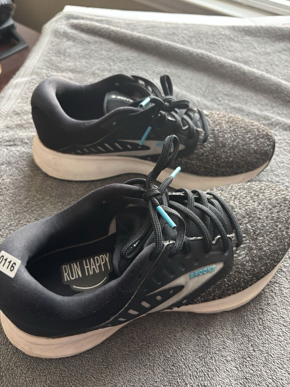 brooks running shoes womens Size 8 Range 2